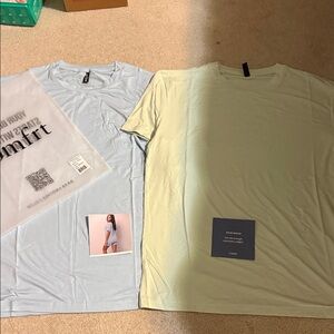 Casual Short Sleeve Tee - Light Blue and Light Green